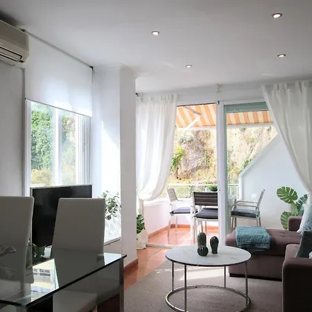 Tess Apartamento Crespo * Torremolinos